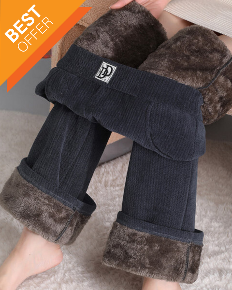 Pantaloni în dungi cu picior lat și căptușeală din fleece®