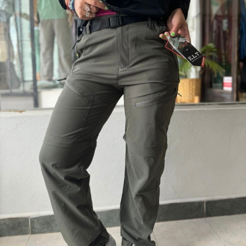 Pantaloni termici impermeabili din material flexibil